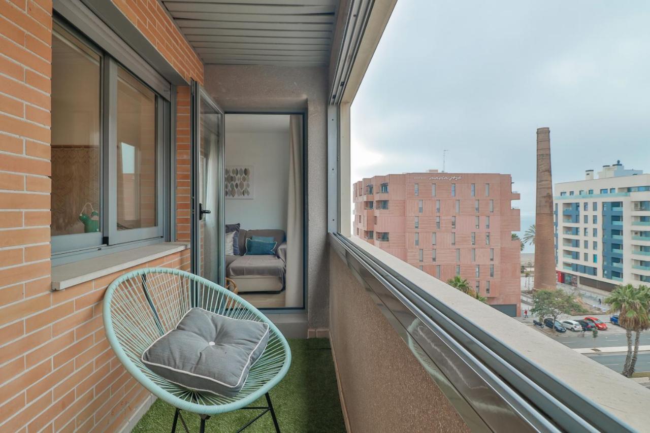 Апартаменты C13 Seaside Malaga With Pool And Parking Экстерьер фото